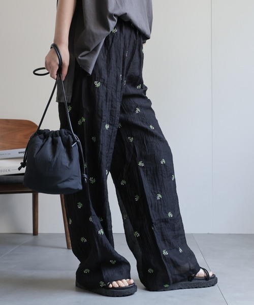 ap retro パンツ 小花柄刺繍シアーラフパンツ / イージーパンツ