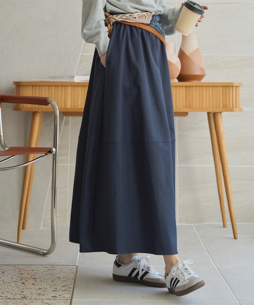 BEARDSLEY スカーフ柄スカート ネイビー ロング丈 上品 大人可愛い KOBE LETTUCE（神戸レタス） スカート 「 2点セット 」 スカーフ付き