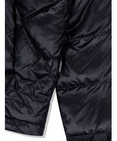 YESEYESEE（イエスアイシー） ダウンジャケット ダウン Wafer Goose