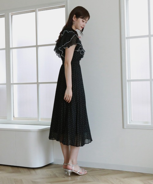 「Cheek」 半袖ワンピース MEDIUM ブラック レディースの画像