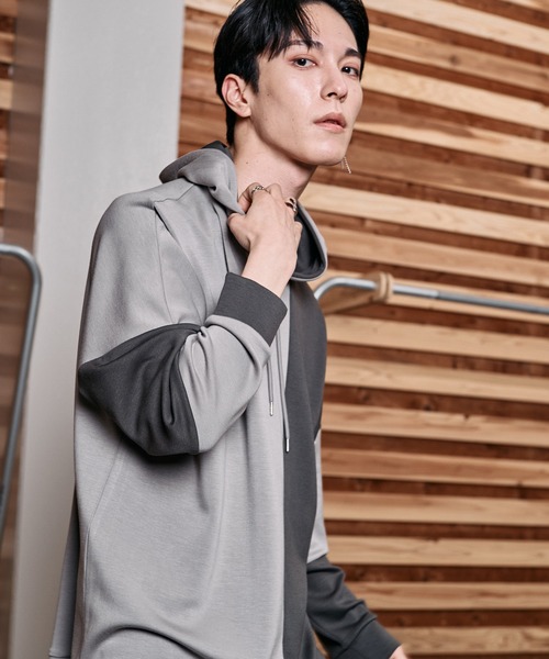 NO ID.（ノーアイディー） パーカー 「NO ID.」Switching Big Parka