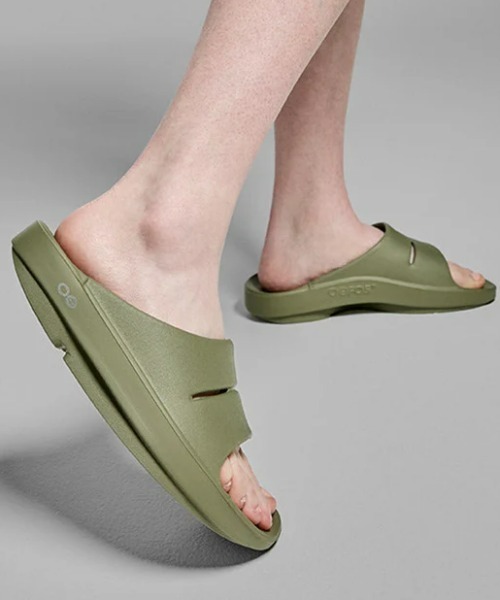 OOFOS（ウーフォス） サンダル 「OOFOS」OOahh メンズ レディース