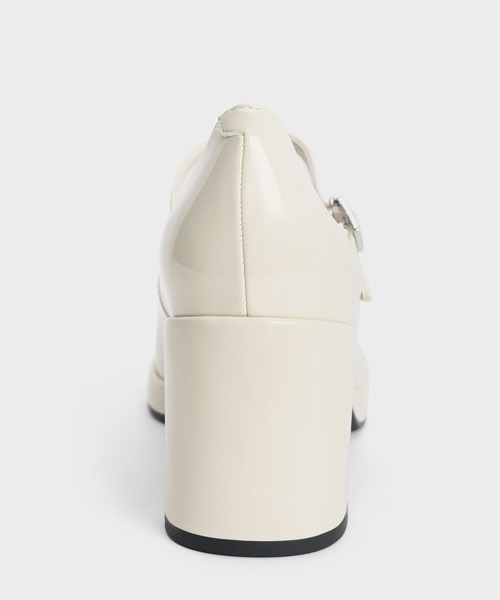 CHARLES ＆ KEITH（チャールズ&キース） パンプス クリスタルバックル