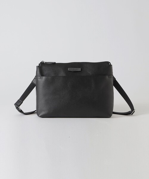 g7 さん　BLACK LABEL CRESTBRIDGE レザーサコッシュ g7 さん BLACK LABEL CRESTBRIDGE レザーサコッシュ - メルカリ