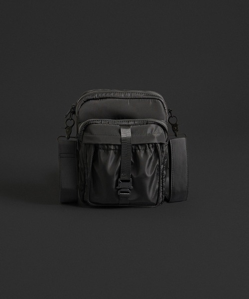UNITED TOKYO ナイロンショルダーバッグ ブラック NYLON SHOULDER BAG(FREE DARK GREY): : メンズ｜UNITED TOKYO