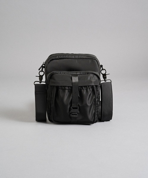 UNITED TOKYO（ユナイテッドトウキョウ） ショルダーバッグ NYLON 