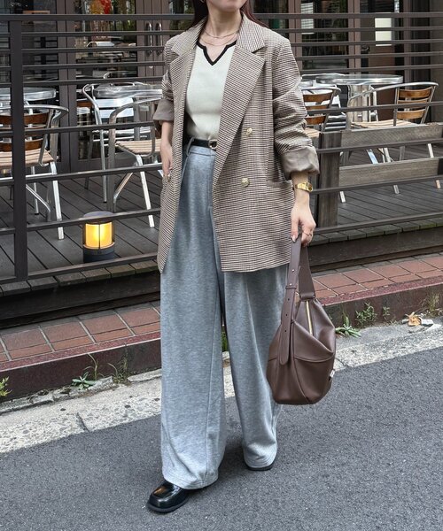 GOLDボタンテーラードジャケット Thevon（ゼヴォン） ジャケット テーラードジャケット GOLDボタン