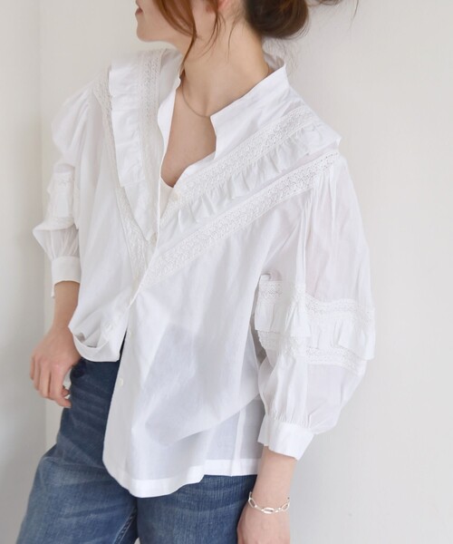 【美品】試着1回のみ リリアンカラット コットンレースパフスリーブブラウス quaranciel ブラウス シャツ quaranciel:「洗濯機可能」コットン