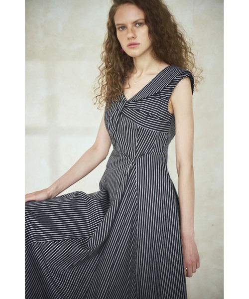 Estella.K ワンピース Gina Long Dress フロントツイストドレス