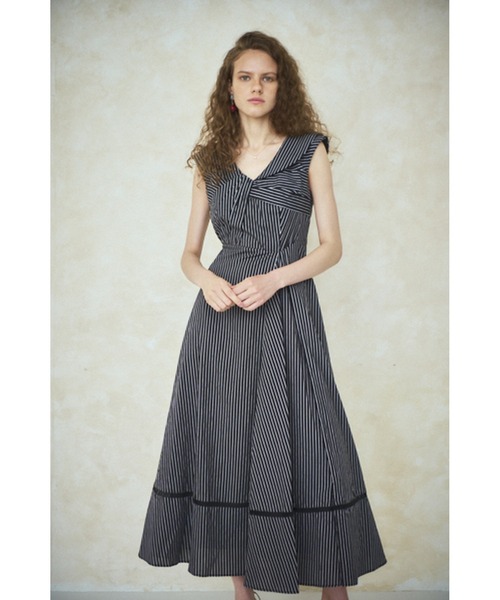 Estella.K ワンピース Gina Long Dress フロントツイストドレス