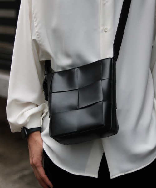 Lui’s ショルダーバッグ ミニポストマンBAG（ショルダーバッグ）｜Lui's（ルイス）の