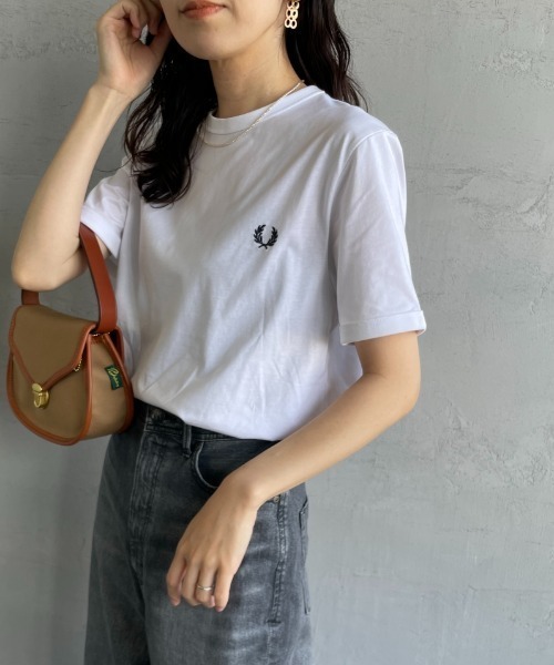 「FRED PERRY」 半袖Tシャツ S ホワイト レディース