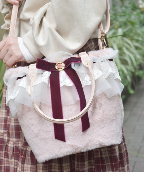 axes femme（アクシーズ ファム） トートバッグ かご型フリルファー