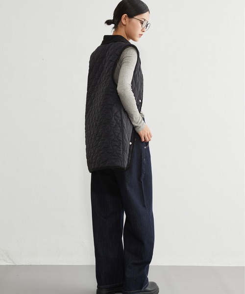On One's Own ベスト ジレ 両面キルティング・衿付き中綿ロングベスト