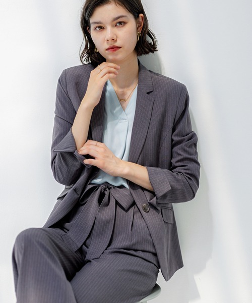 A1316 23区 バハリエ高級生地 パンツスーツ 3L グレー DR8990EW001867_thumb.jpg