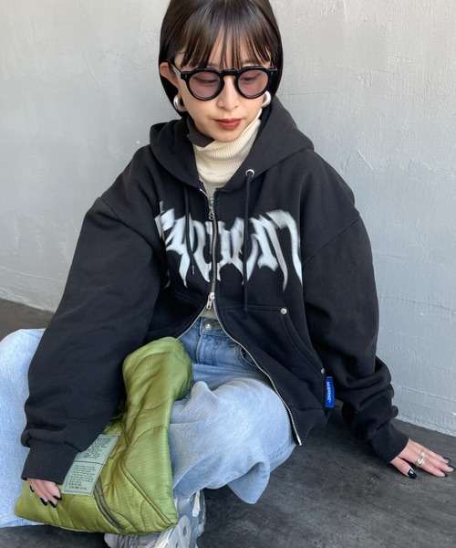 SEQUENZE パーカー 「SEQUENZ/シークエンズ」 BLUR フロントロゴ