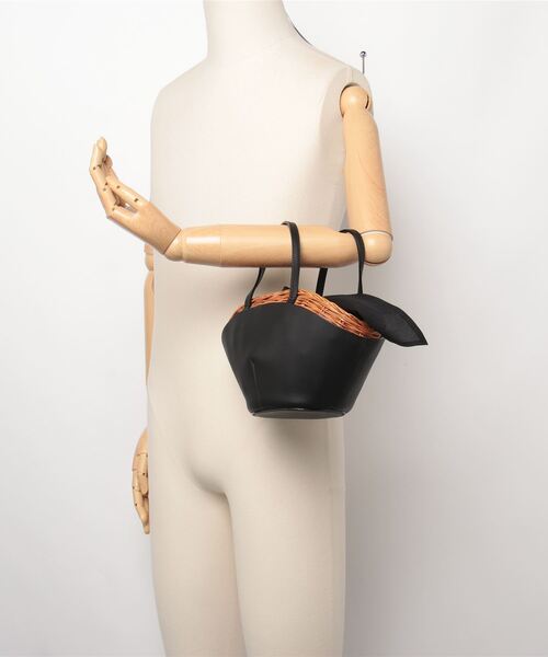 The Bagmati（ザバグマティ） ハンドバッグ BAGMATI LEATHER