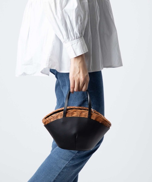 The Bagmati ハンドバッグ BAGMATI LEATHER COMBINATION BASKET