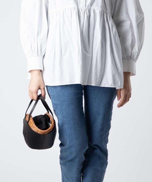 The Bagmati（ザバグマティ） ハンドバッグ BAGMATI LEATHER