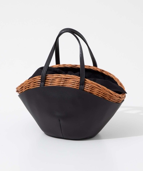 The Bagmati（ザバグマティ） ハンドバッグ BAGMATI LEATHER