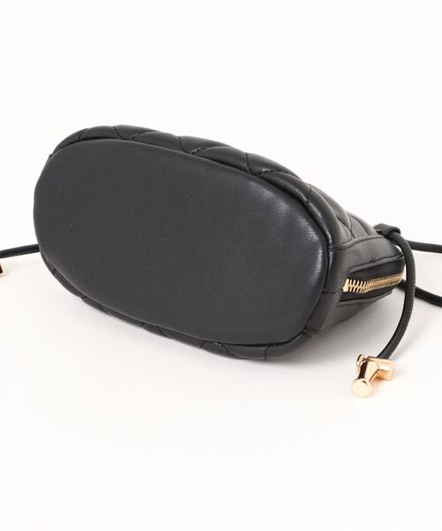 A.P.C.｜bourse ninon シャーリング ショルダーバッグ Ninon ショルダーバッグ｜バッグ｜A.P.C. | アーペーセー日本