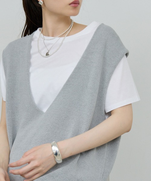 【美品】深Vニットプルオーバー／GALLARDAGALANTE／ベージュ 美品】深Vニットプルオーバー♥GALLARDAGALANTE♥ベージュ