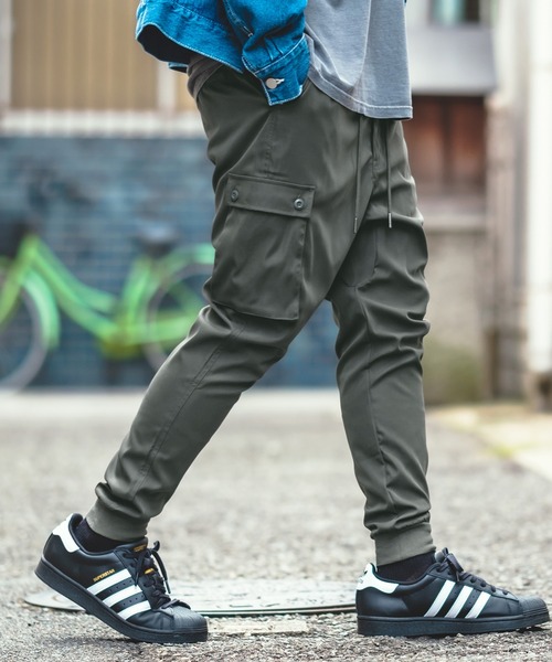 COLN ダブルカーゴパンツ カーゴパンツ　テック系　メンズ　黒 カーゴパンツ メンズ ワイド テック ワイドパンツ アイレット