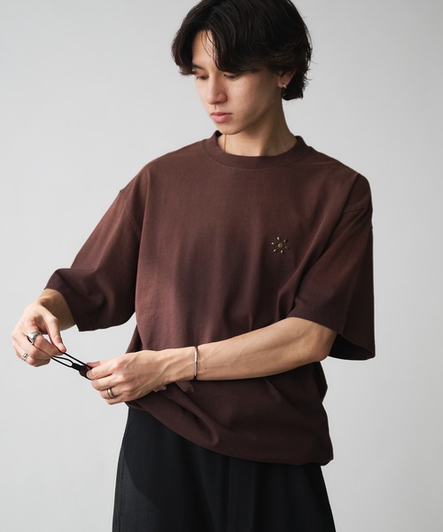 Adoon plain tシャツ Vintage-like Studded T-Shirt / ヴィンテージ