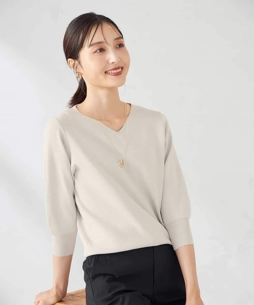 美品♡近年♡リブ ニット 切り替え ハイネック ニット パフスリーブ 小花柄 S a.v.v（アー・ヴェ・ヴェ） ニット セーター 「UVカット/洗える」V