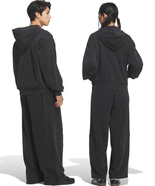 アディダスオリジナルス　セットアップ　パーカー　スウェットパンツ　ブラック adidas（アディダス）の「アディカラー パーカー セットアップ