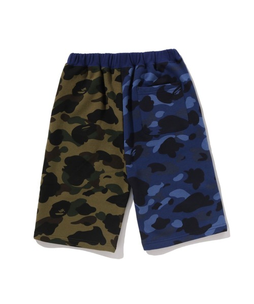 A BATHING APE（アベイシングエイプ） パンツ SPLIT CAMO SHARK SWEAT
