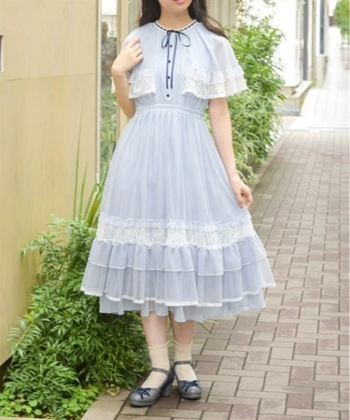 axes femme（アクシーズ ファム） ワンピース 半袖 フリルメローケープ