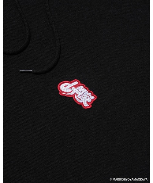 KEBOZ（ケボズ） パーカー 山岡家 × KEBOZ LOGO WAPPEN SWEAT HOODIE