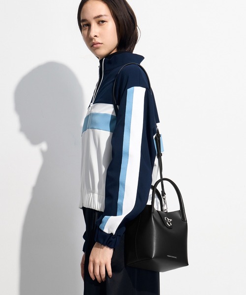 追跡有★Charles＆Keith Aubrielle ポーチ付 バケットバッグ CHARLES ＆ KEITH ショルダーバッグ バッグ Aubrielle