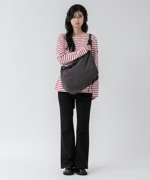 HEILIS メッセンジャーナイロンタッチショルダーバッグ ブラック