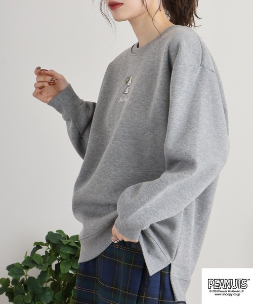 N°21 クロップドスウェット トレーナー ドロップショルダー　グレー　36 JUNOAH（ジュノア）の「ドロップショルダーデザイントレーナー