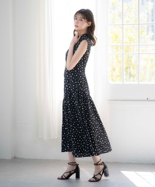 定価18,700円⭐️Noela ドッド柄ワンピース ノエラ Noela デザインドットワンピ （ブラック） -ファッション