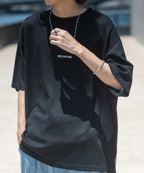 「Red Cap Girl」 半袖Tシャツ LARGE ブラック メンズ