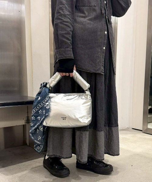 CONVERSE TOKYO ハンドバッグ PADDED SQUARE HAND BAG : ZOZOTOWN