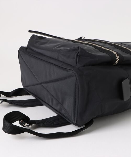 MARC JACOBS（マーク・ジェイコブス） デイバック リュック THE BIKER