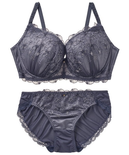 チュチュアンナ❤︎G75❤︎ブラショーツセット❤︎おまとめセール　小さく見せるカップ深 チュチュアンナ❤︎G75❤︎ブラショーツセット❤︎おまとめセール