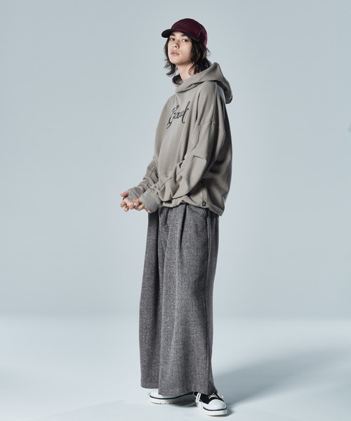 glamb（グラム） パーカー Elbow Tuck Hoodie / エルボータック