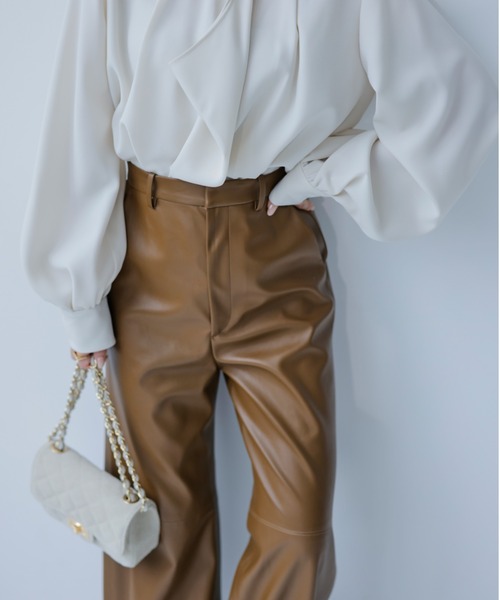 anuans（アニュアンス） パンツ ヴィーガンレザーワイドパンツ