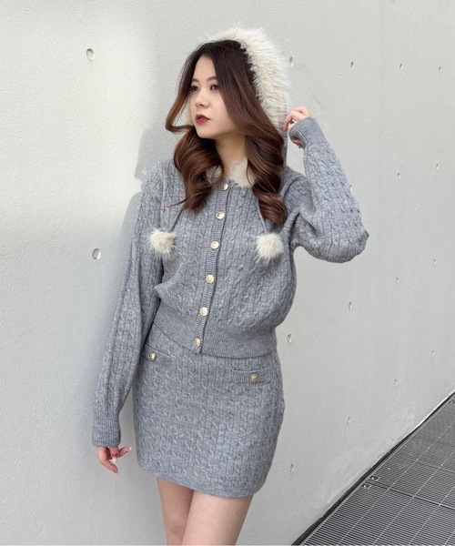 one way（ワンウェイ） パーカー ファー付きケーブルパーカー