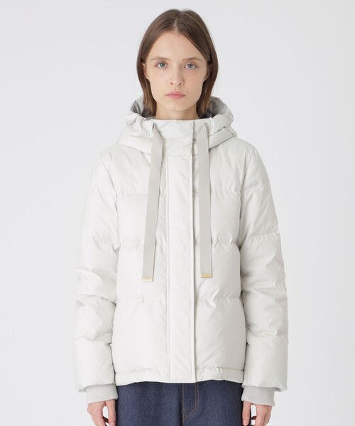 BLUE LABEL CRESTBRIDGE（ブルーレーベルクレストブリッジ） ダウン