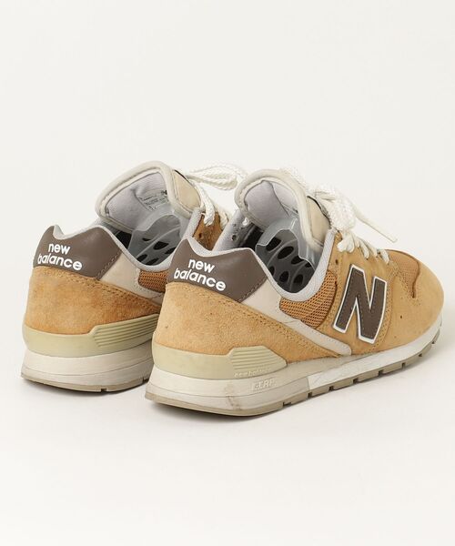 New Balance（ニューバランス） ローカットスニーカー 24cm ベージュ
