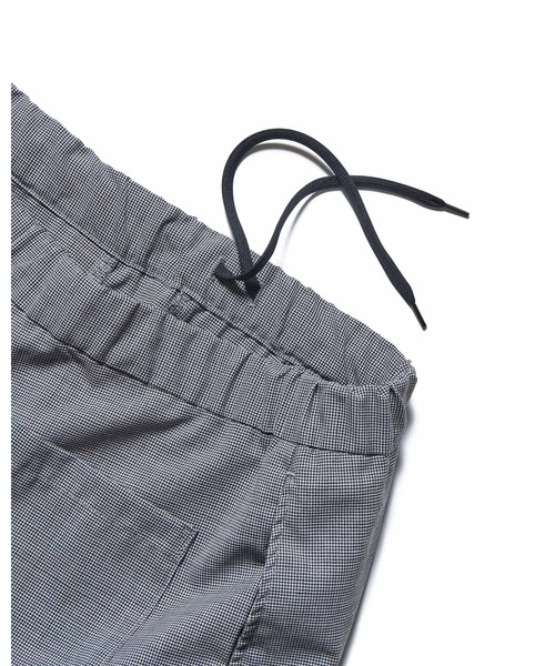 SOPHNET.（ソフネット） パンツ TROPICAL CHECK EASY SHORTS メンズ
