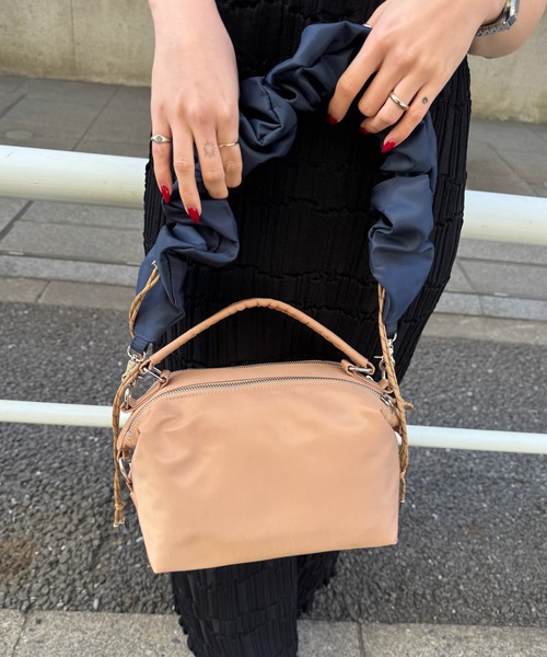 ショルダーバッグ バッグ MEDI PUFFY TWIN FORM NYLON BAG レディースの画像