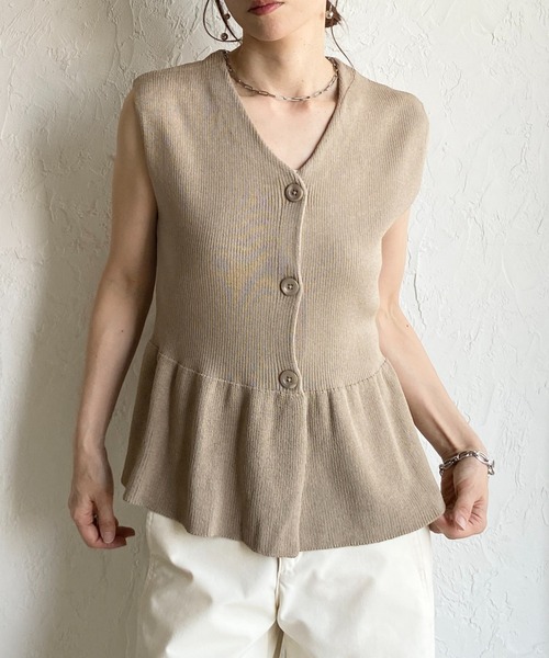 She's Closet ベスト ジレ ノースリーブ Vネック 前ボタン ペプラム