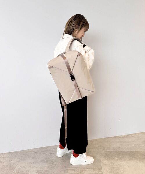 TRAVEL SHOP MILESTO デイバック リュック LAGOPUS WP ベルトフラップ